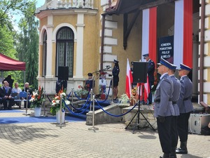 Uczestnicy obchodów Święta Policji w Mieleckiej jednostce policji