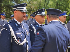 Uczestnicy obchodów Święta Policji w Mieleckiej jednostce policji