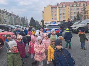 na zdjęciach dzieci z przedszkola Smoka Felusia z Mielca