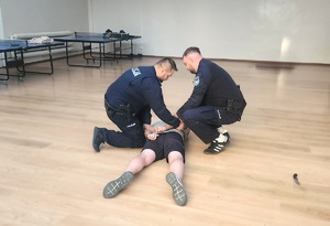 uczestnicy szkolenia - mieleccy policjanci