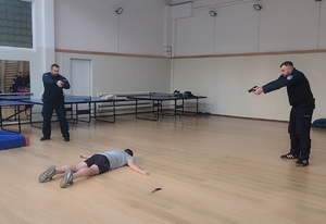 uczestnicy szkolenia - mieleccy policjanci