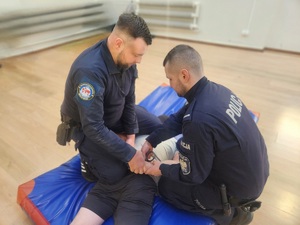 uczestnicy szkolenia - mieleccy policjanci