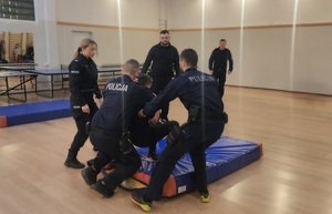 uczestnicy szkolenia - mieleccy policjanci