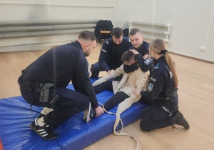 uczestnicy szkolenia - mieleccy policjanci