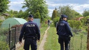 mieleccy dzielnicowi kontrolujący ogródki działkowe
