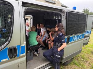 Uczestnicy pikników i imprez plenerowych na terenie mielca i powiatu zorganizowanych z okazji dnia dziecka