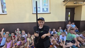 Dzieci z przedszkolakami w Rzemieniu
