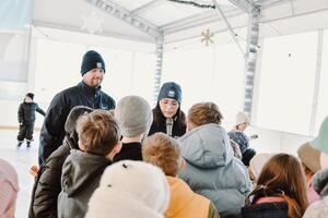 uczestnicy zakończenia ferii z policjantami