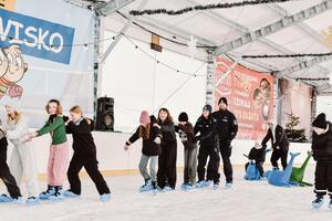 uczestnicy zakończenia ferii z policjantami