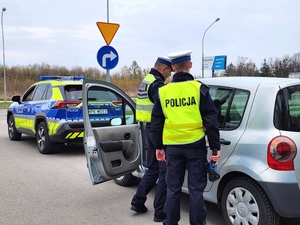 policjanci podczas działań