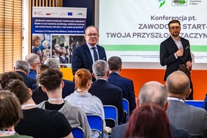 uczestnicy targów pracy