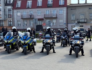 uczestnicy otwarcia sezonu motocyklowego w Radomyślu Wielkim