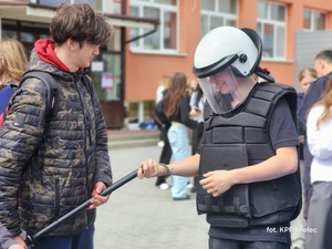 uczestnicy dni otwartych w Mieleckim Ekonomiku