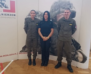 oficer prasowy KPP w Mielcu, uczestnicy zawodów i organizatorzy