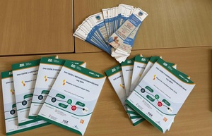 uczestnicy spotkania z policjantami